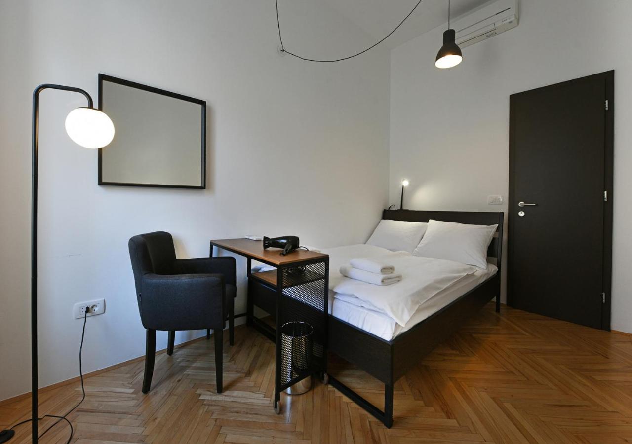 Atik Rooms Ljubljana Eksteriør bilde