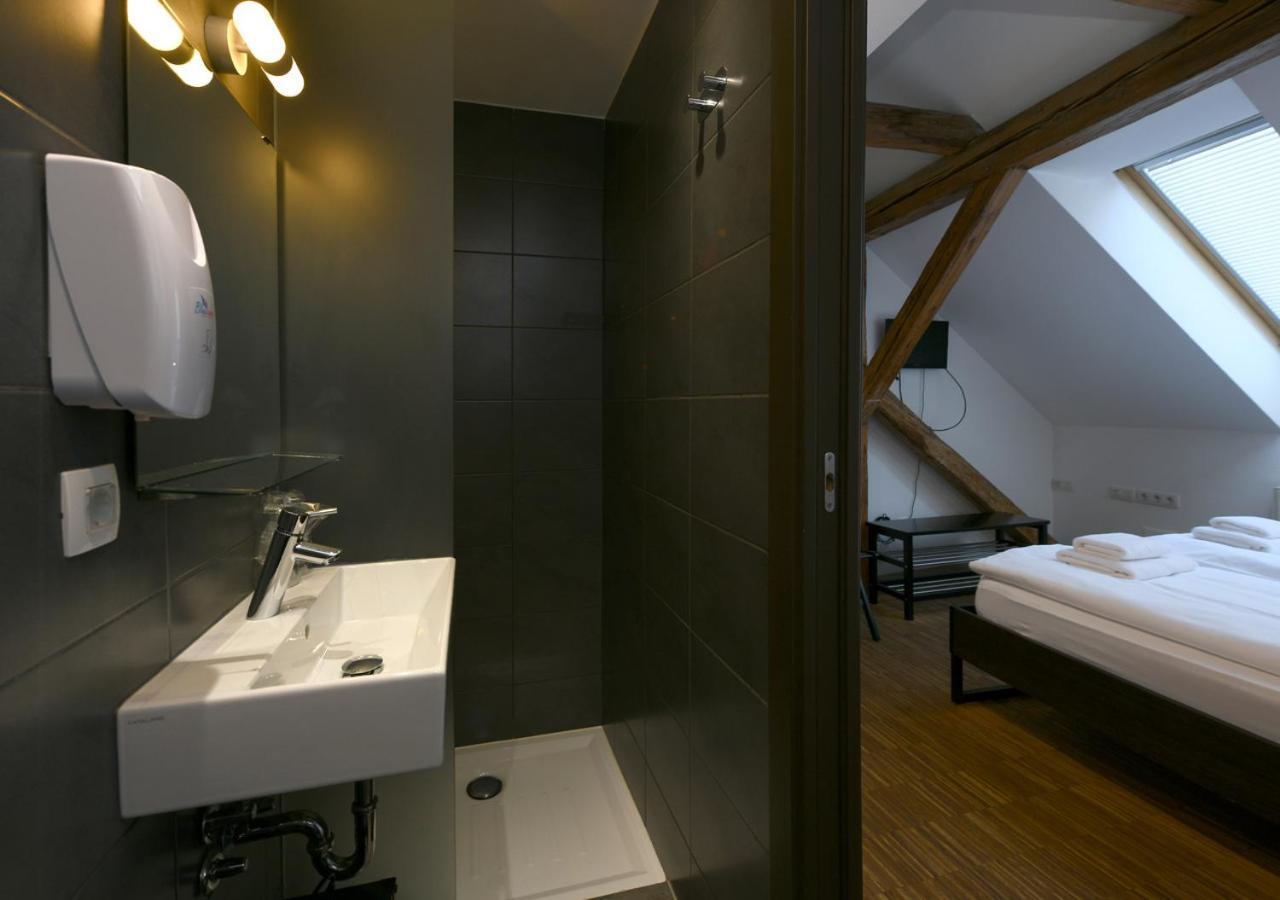 Atik Rooms Ljubljana Eksteriør bilde