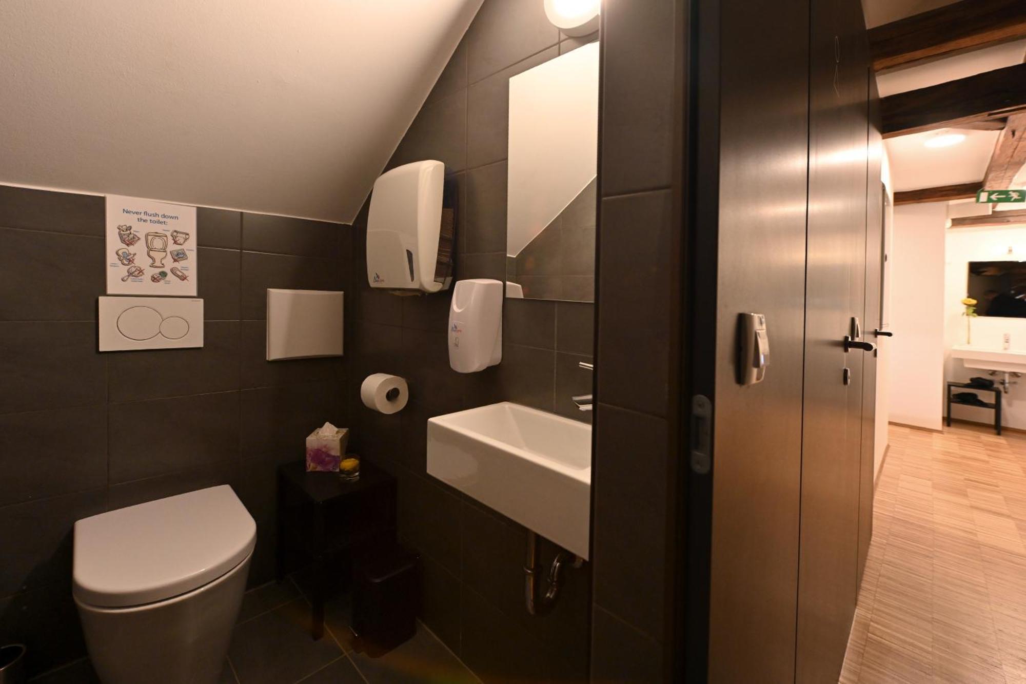 Atik Rooms Ljubljana Rom bilde